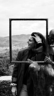 I know this will be all stories some day,
and our pictures will become old photographs…

but my soul will keep them forever 🤎

Thats what true wealth is to me.

#wealth #truewealth #traveling #theallclub #ondernemerstips #vrijleven